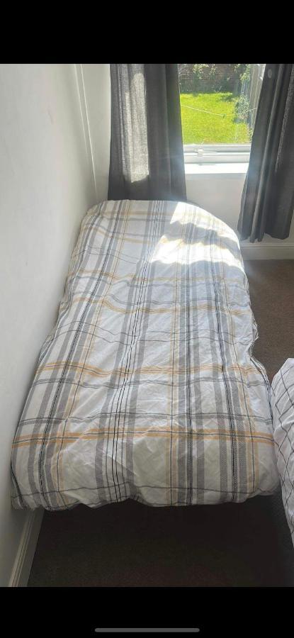 Apartament Commuters Getaway Chesterfield Zewnętrze zdjęcie